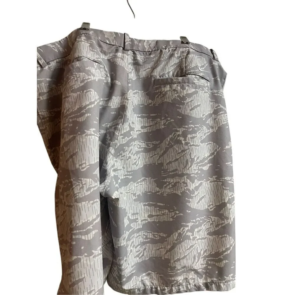Nike Mens Gray White Dri Fit Standard Fit Camo Performance Golf Chino Shorts 42